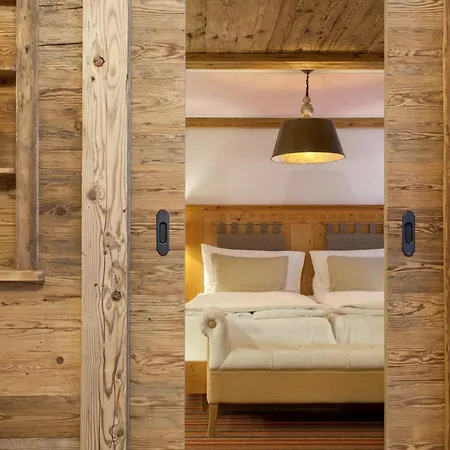 Berghof Hotell 4*