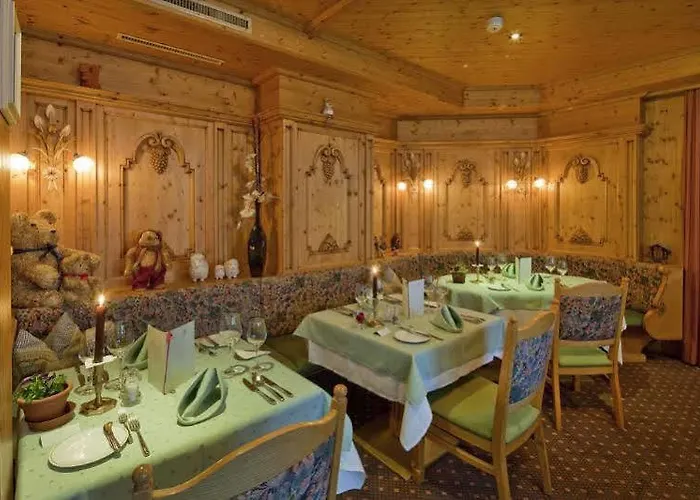 Berghof Отель 4*